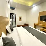Sonu Guesthouse & Hostel, Rishikesh