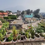 Tulsi Ganga Hostel