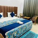 Hotel Yog Vriksh