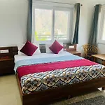 Hotel Yog Vriksh
