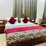 Hotel Yog Vriksh