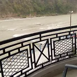 Prasanna Inn