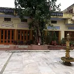 Bhajan Ashram, Rishikesh