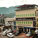 Hotel Gharonda