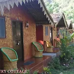 Mornis Camp And Resort