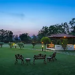 Naturoville Ayurvedic And Yoga Retreat