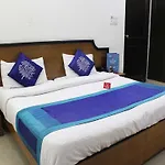 Oyo 1811 Hotel Leisure Palace