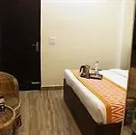 Oyo Premium Tapovan 1