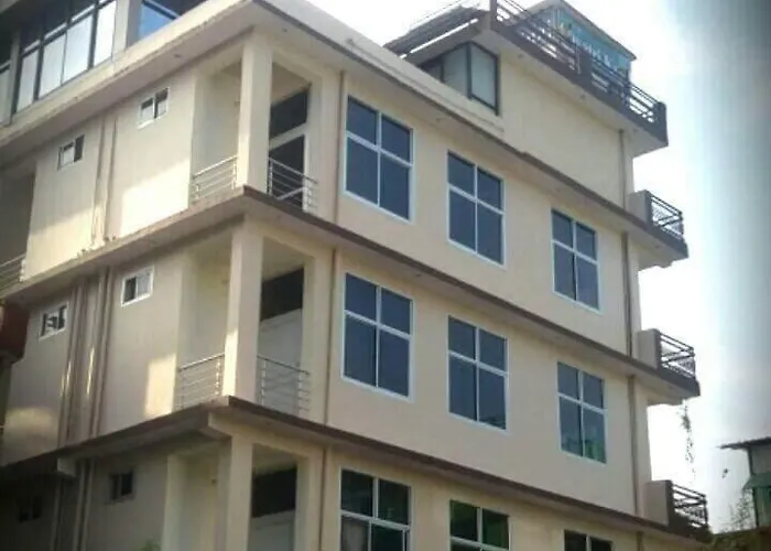 Gayatri Kunj Guest House
