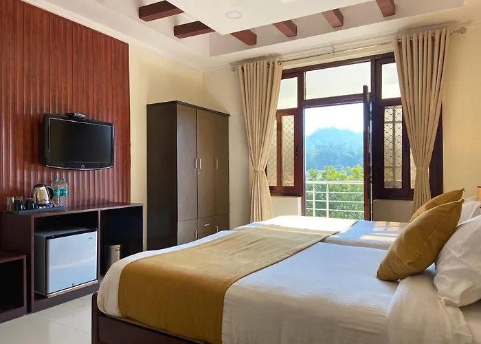 Hotel Nirvana Palace Rishikesh