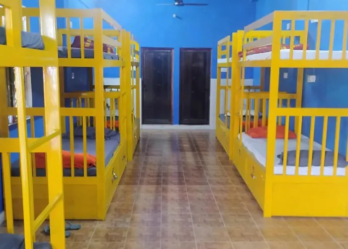 Tulsi Ganga Hostel