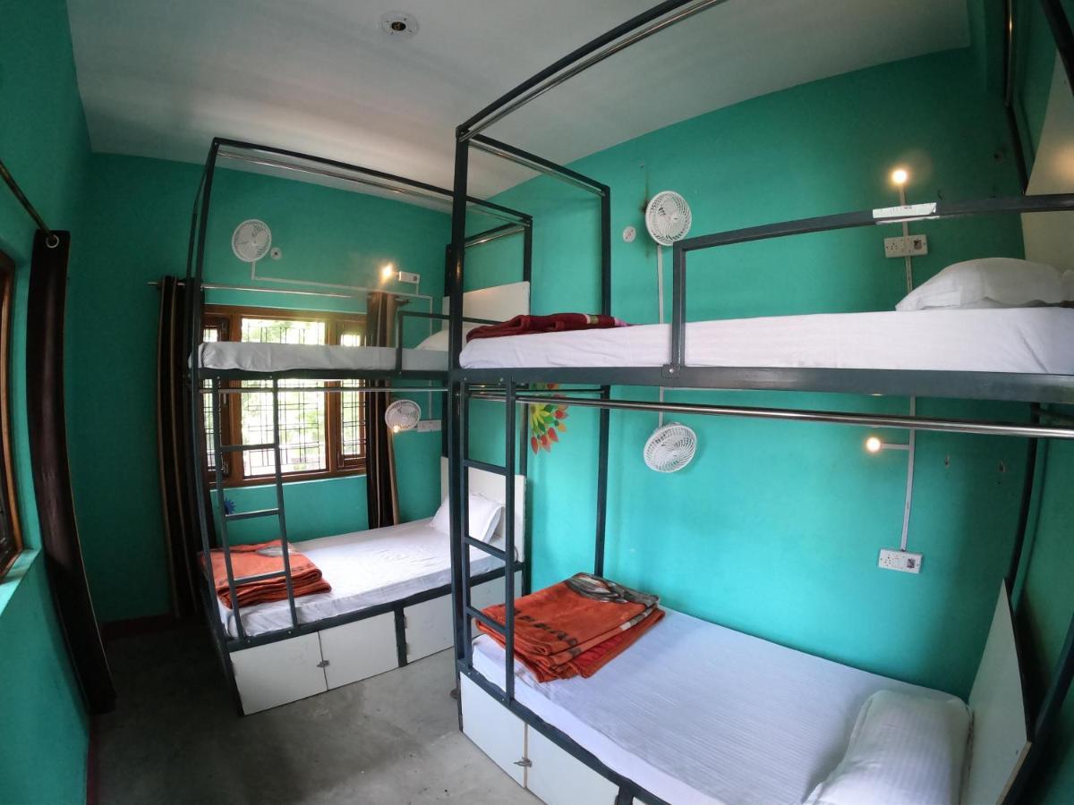 Hostel Skyhi *