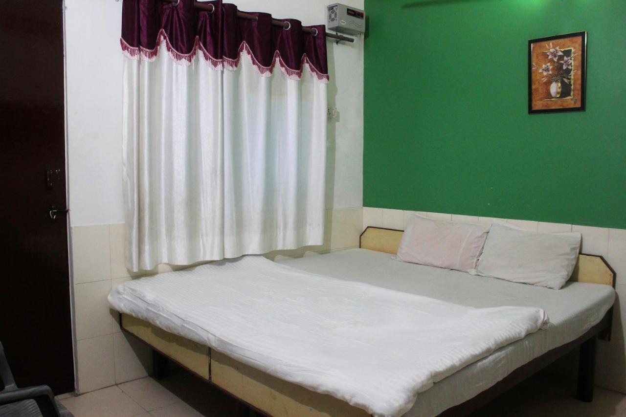 Guest house Tourist Rest House *