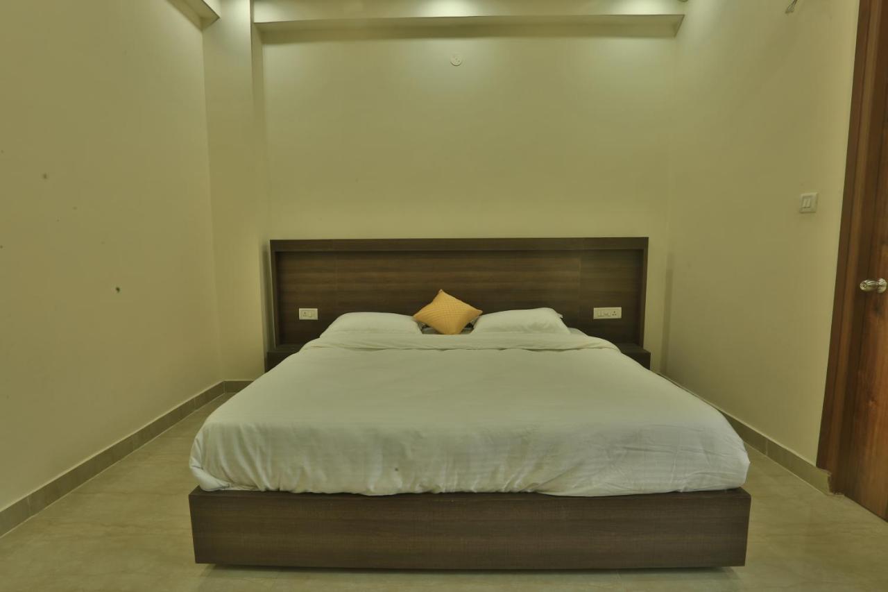 Hostel Back Stayz