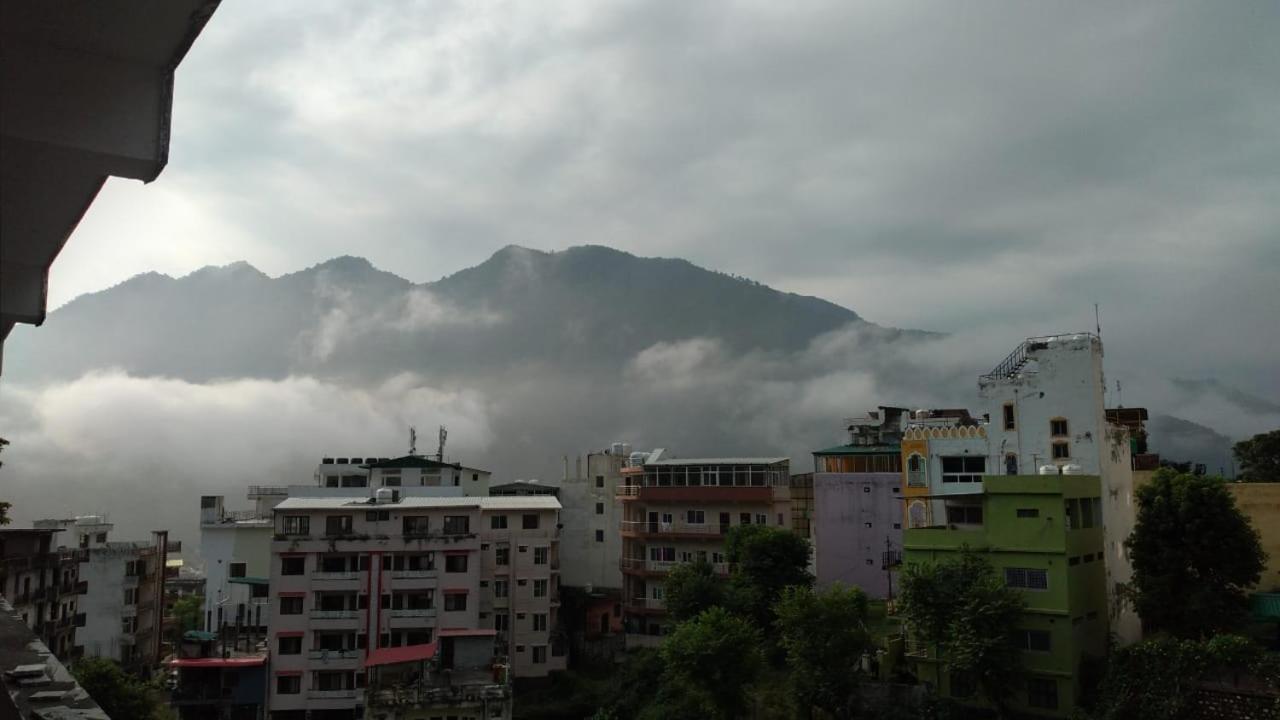 Hill Hoppers 3* Rishikesh