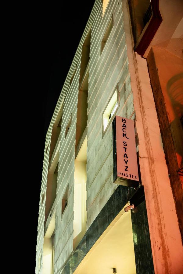 Back Stayz Hostel *