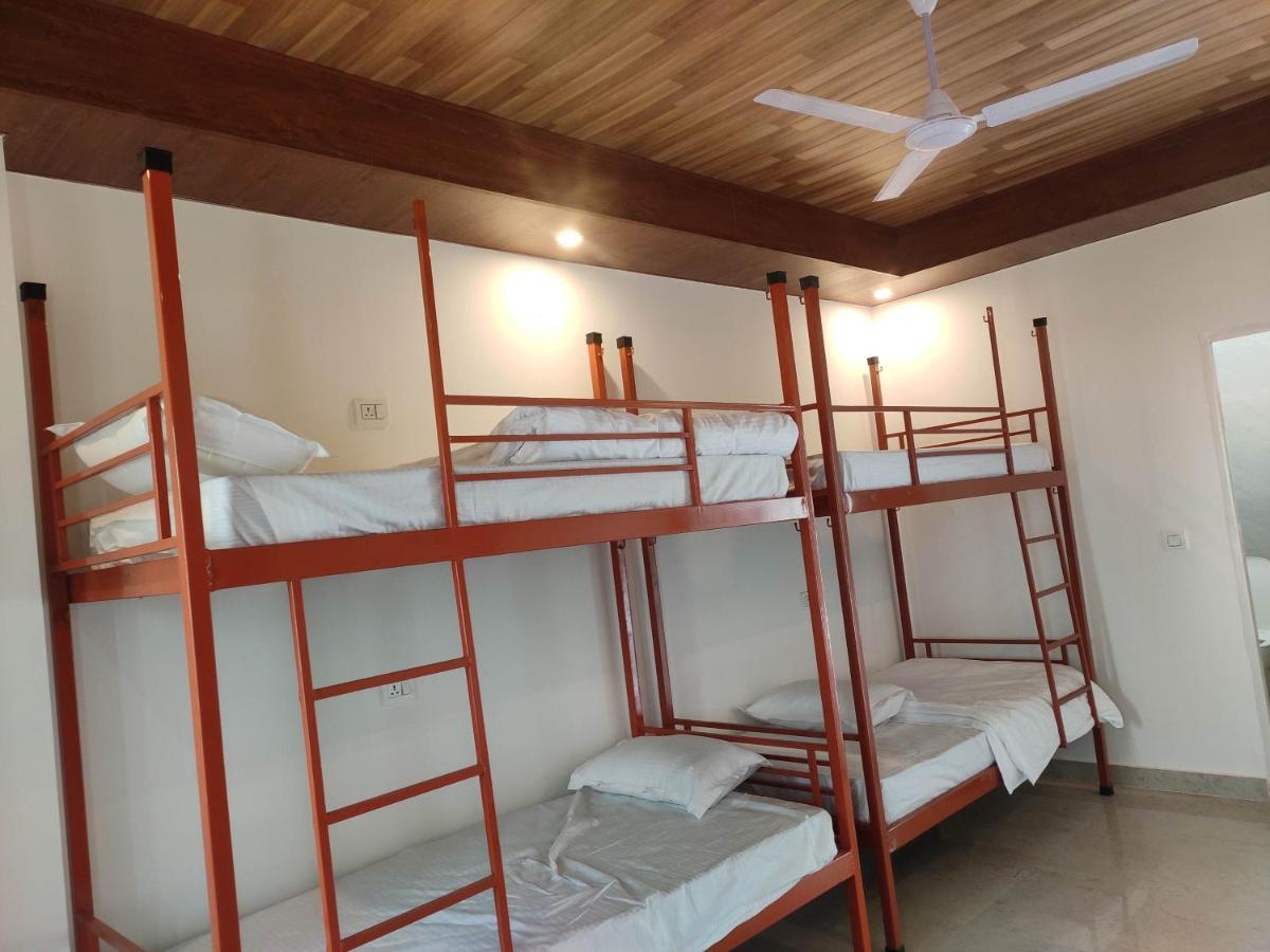 Hotel Hill Hoppers 3*