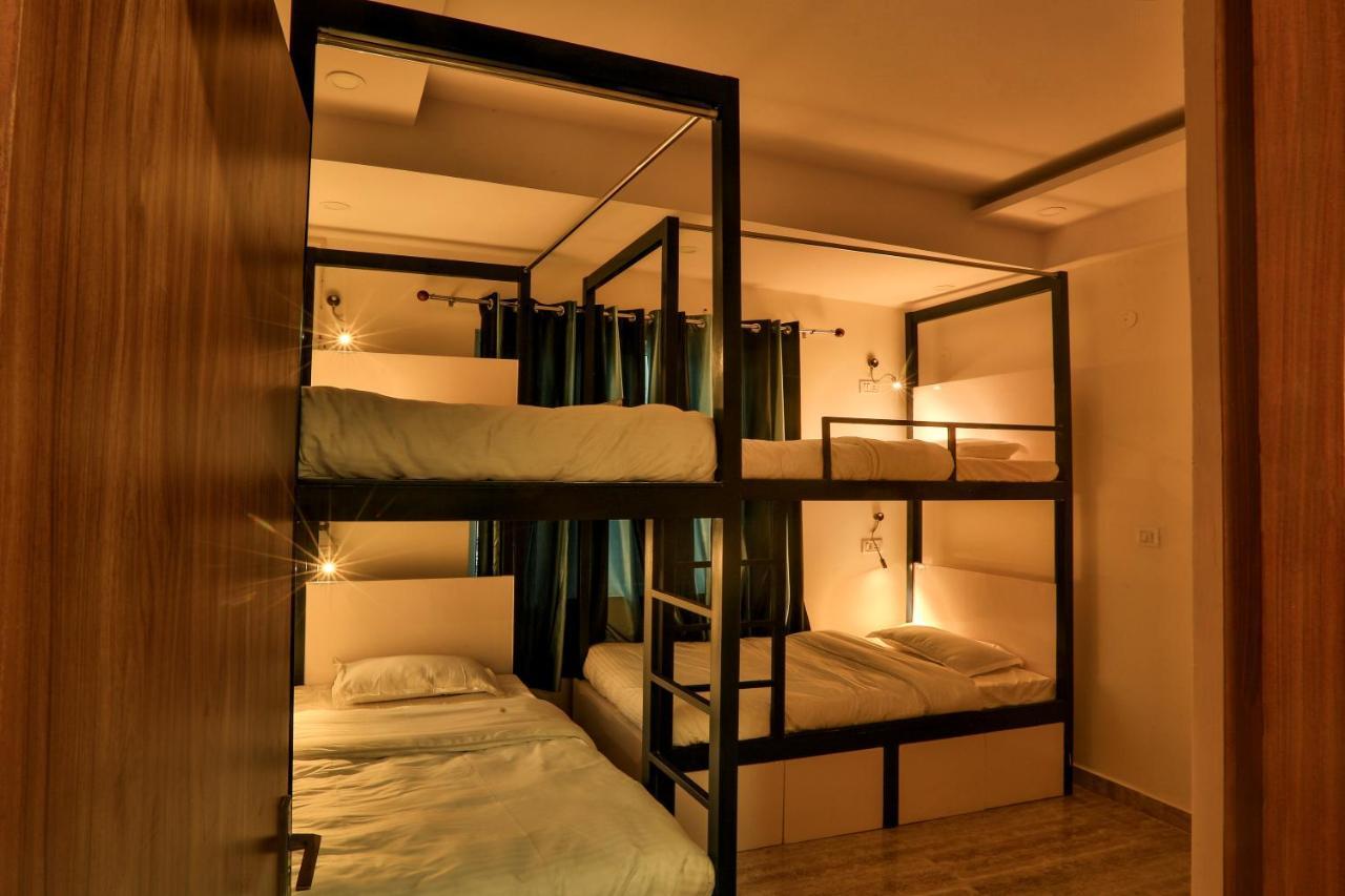 Back Stayz Hostel