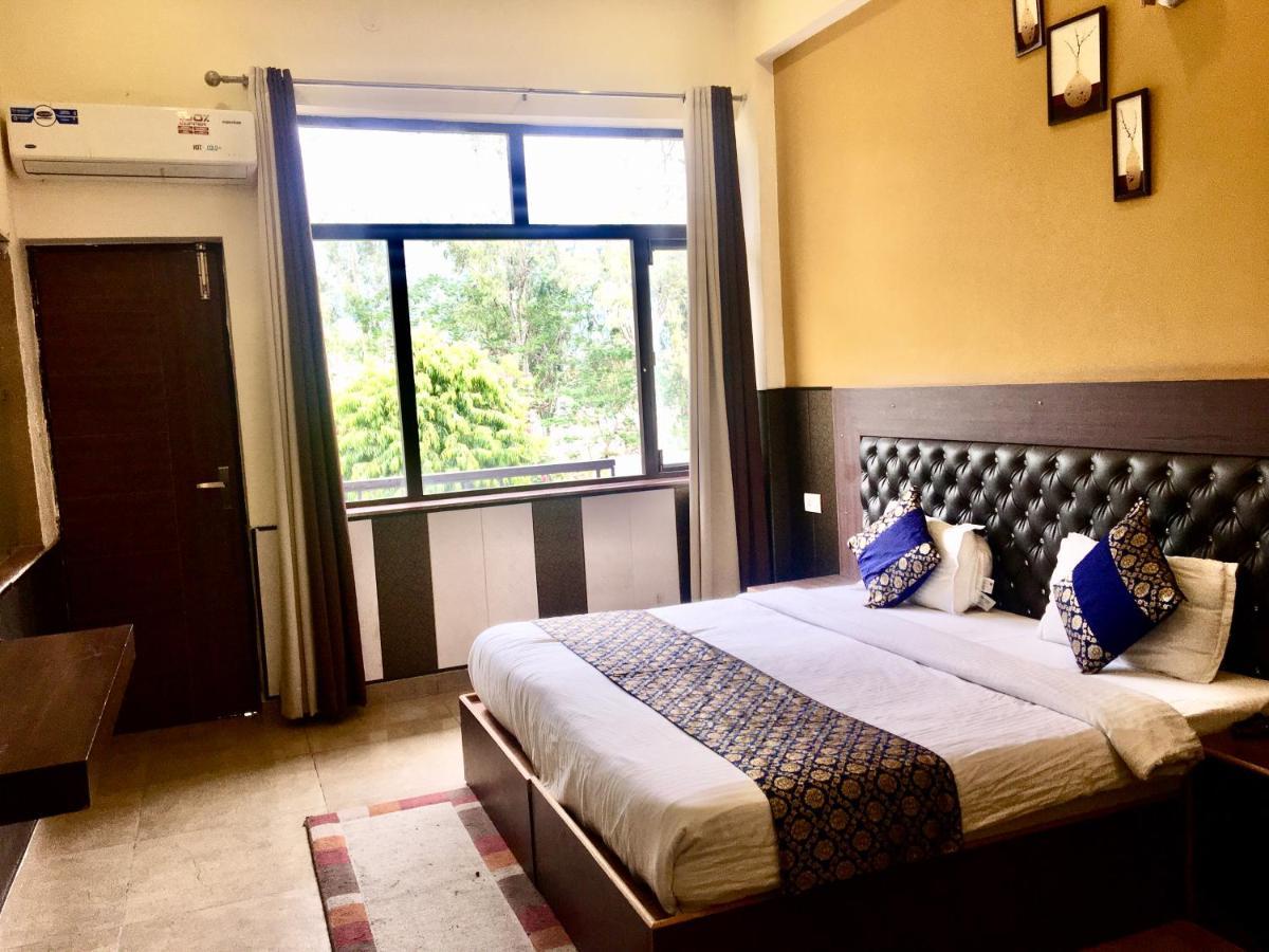 Hotel Trihari