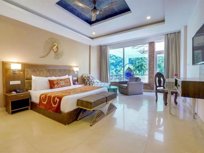 Hotel Summit By The Ganges Beach Resort & Spa