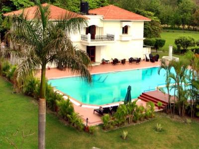 Naturoville Ayurvedic And Yoga Retreat 4*