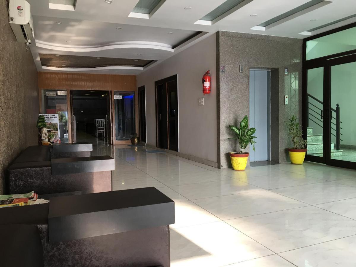 Hotel Trihari
