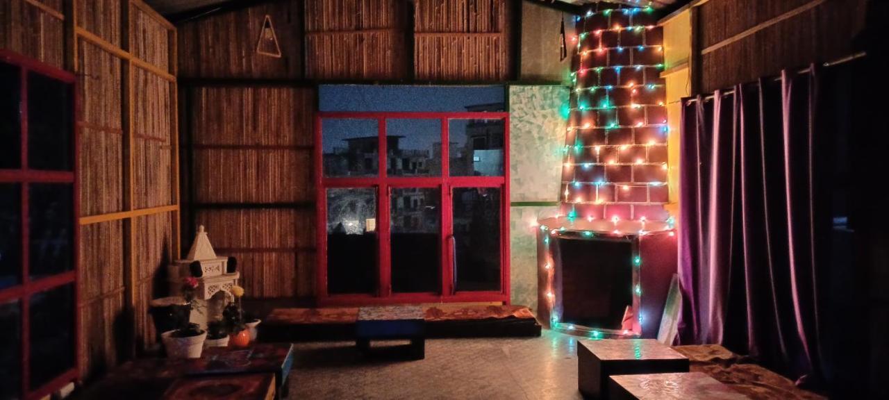 Hostel Skyhi *