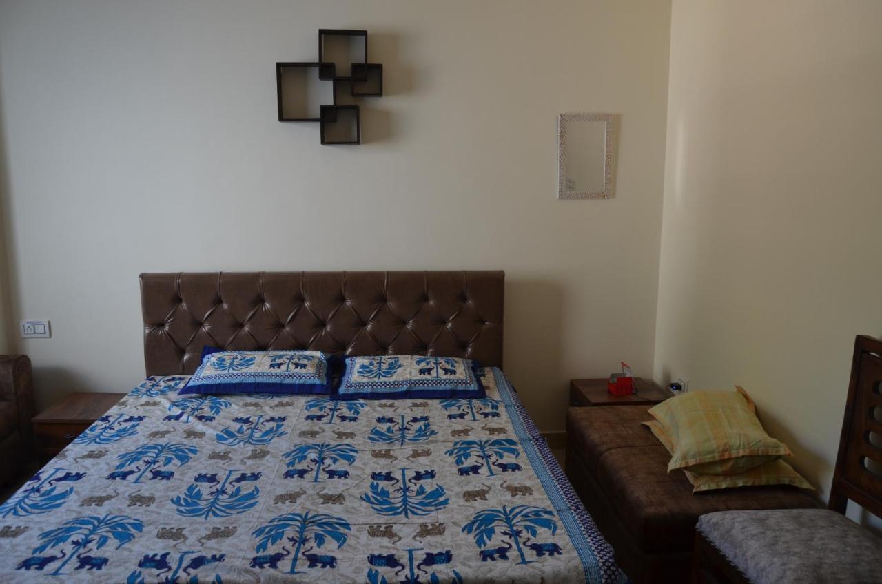 Luxurious Fully Equipped Hill View Apartment Rishikesh