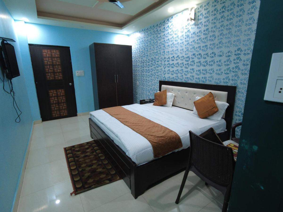 Dev Bhoomi Hotel