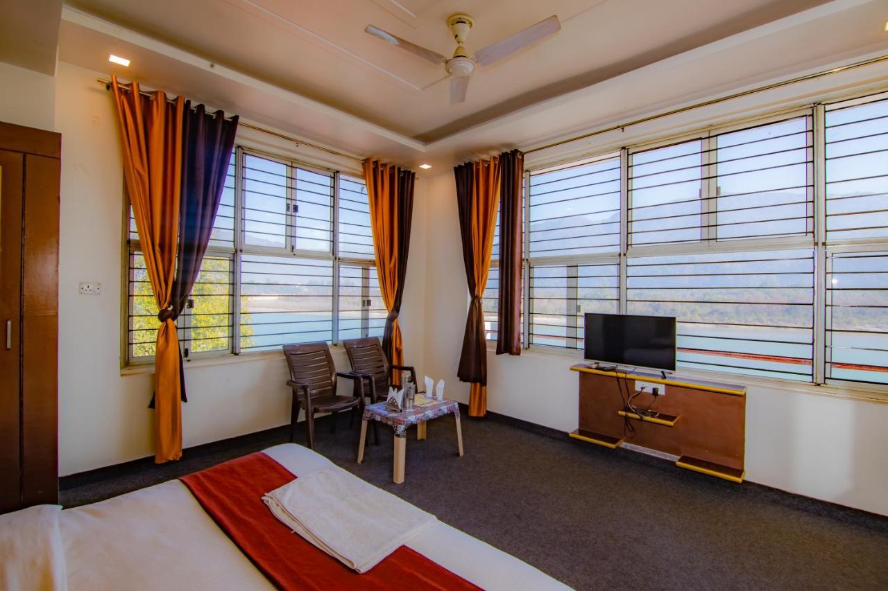 Shanti Residency - Ganga View