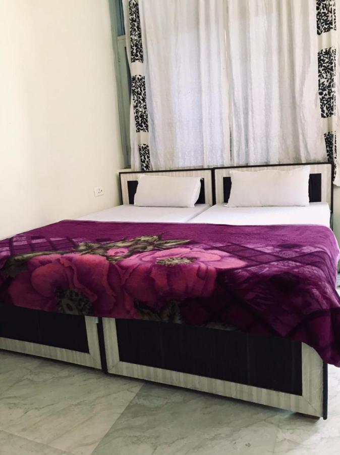 Guest house Gayatri Kunj Rishikesh