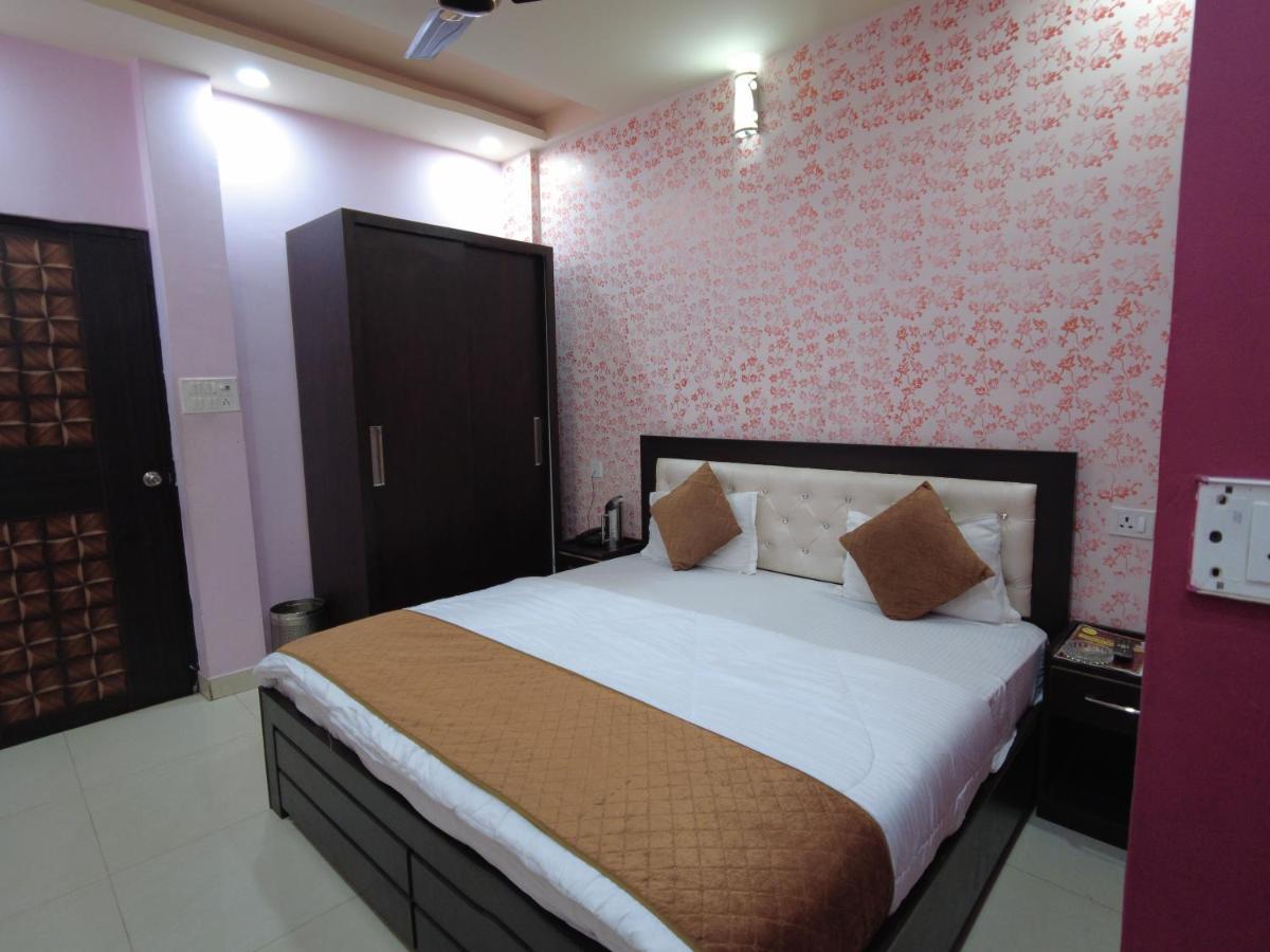 Dev Bhoomi Hotel 3*