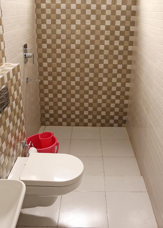 Trihari Hotel 3*