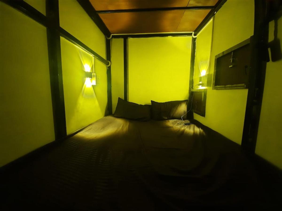 Hostel Hobbit House *