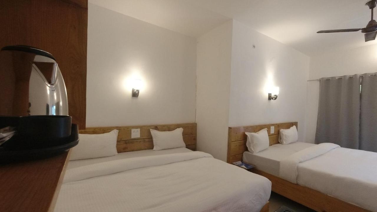 Hotel H7 On The Ganges, Yoga & Spa Resort, 3*