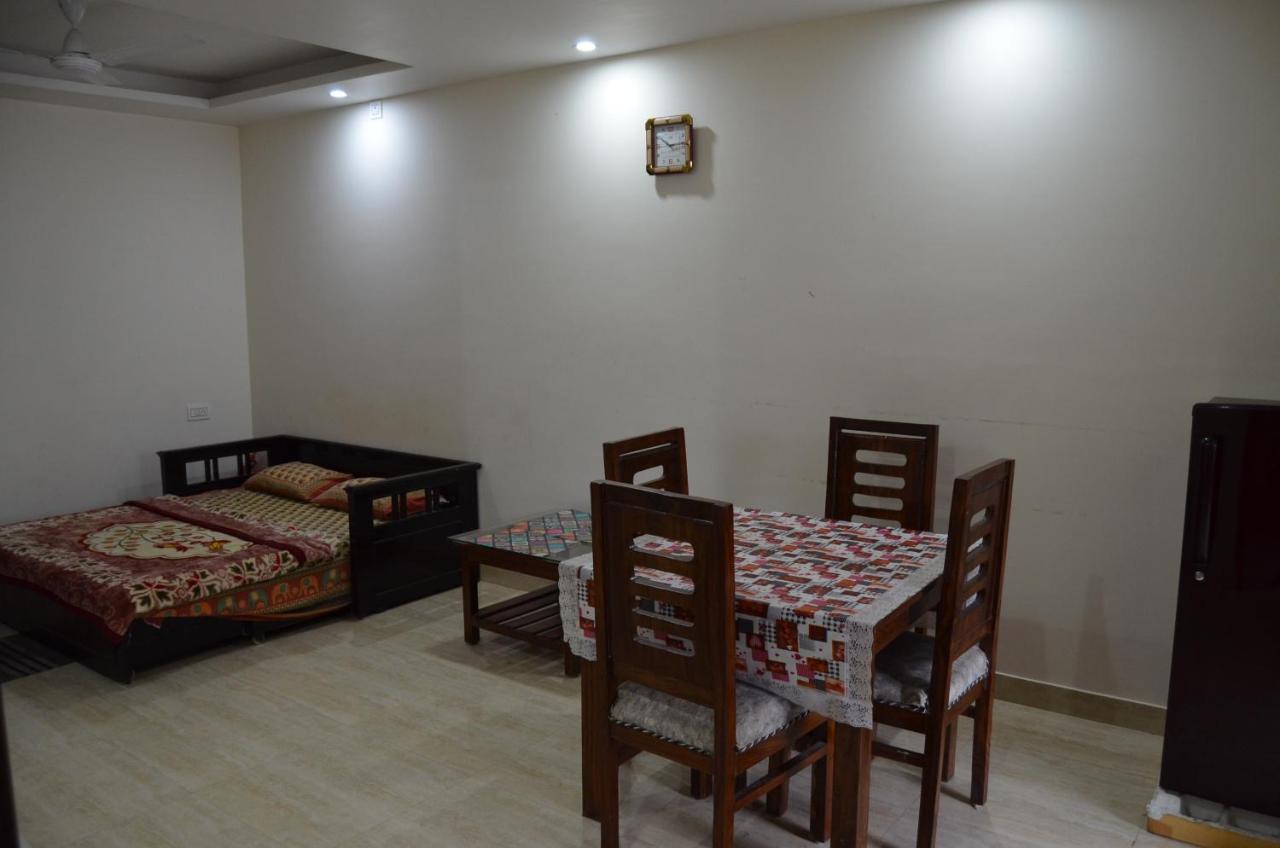 Luxurious Fully Equipped Hill View Apartment