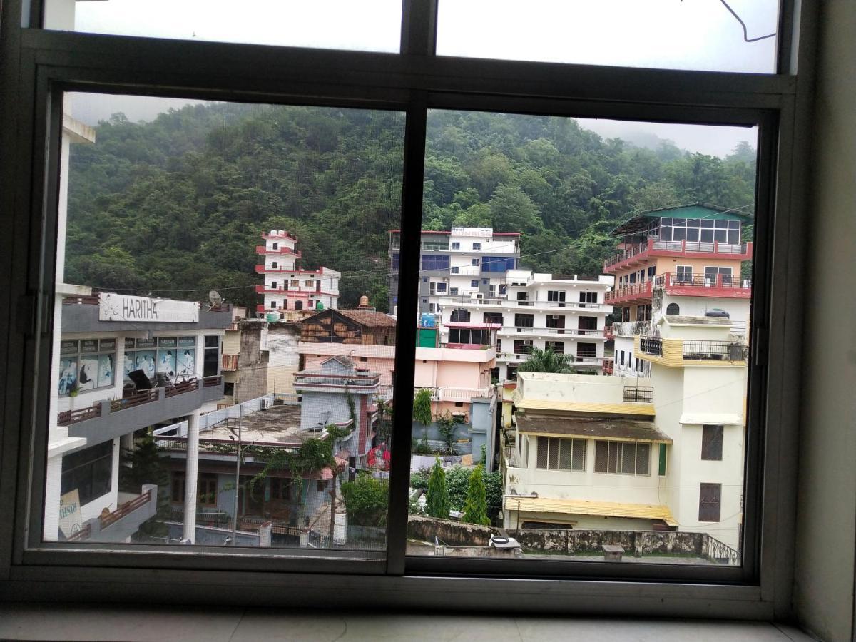 Gayatri Kunj Guest house Rishikesh