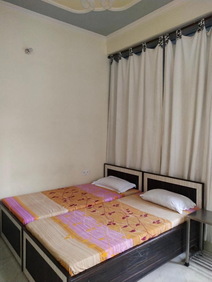 Gayatri Kunj Guest house Rishikesh