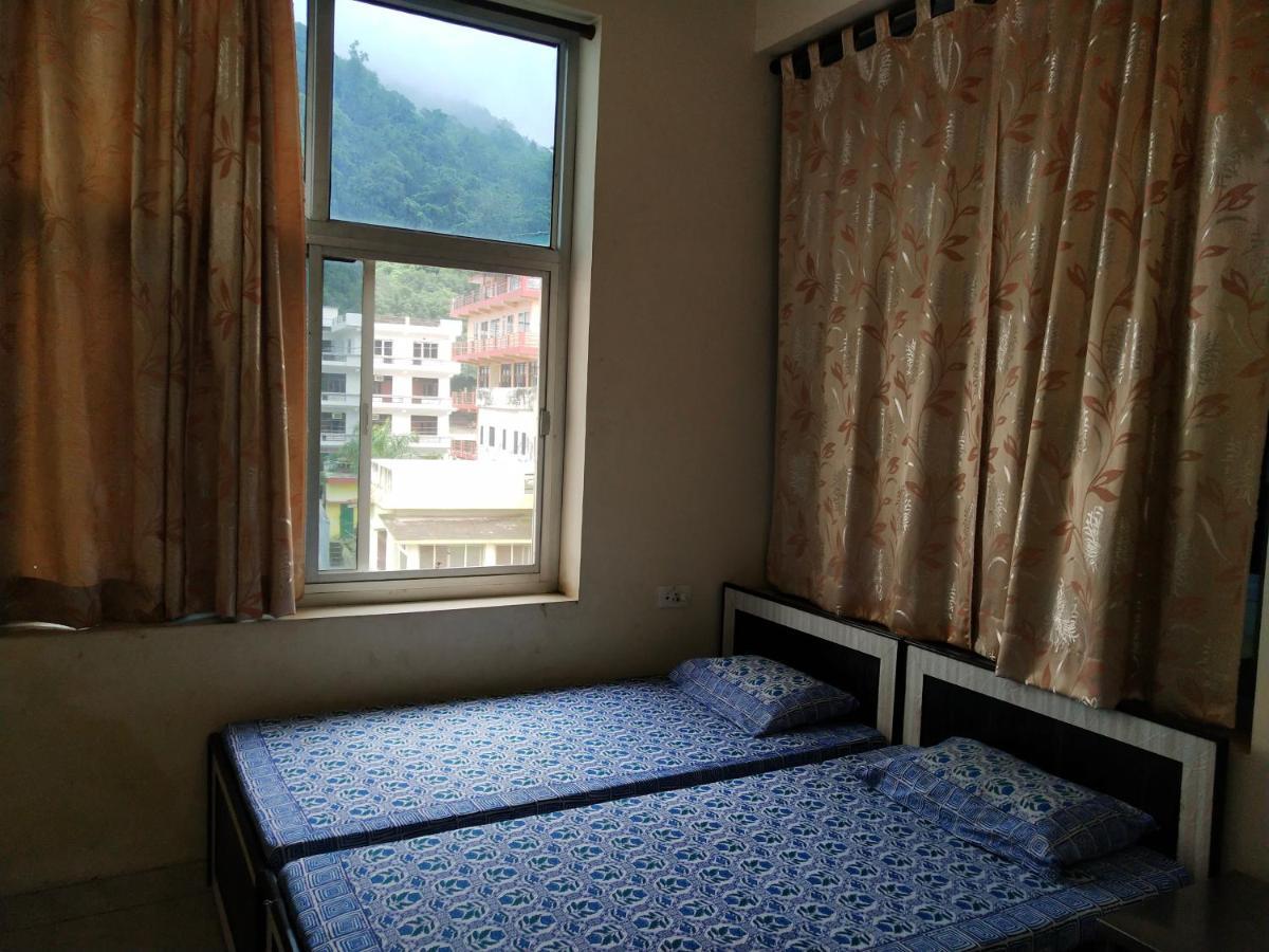 Guest house Gayatri Kunj Rishikesh
