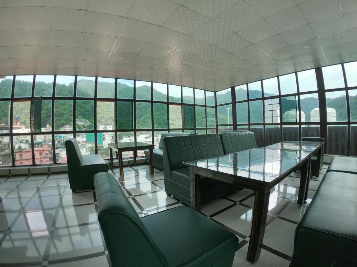The Mountain View Hostel