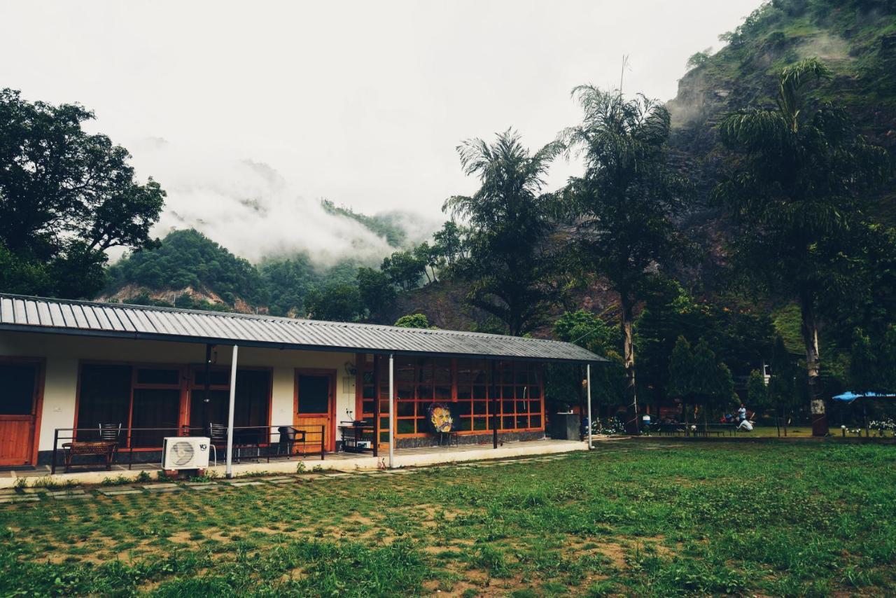Him River Resort *