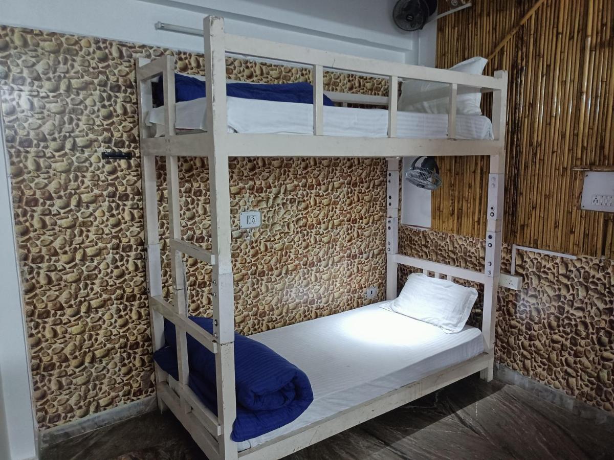 Hashtag Hostel Rishikesh