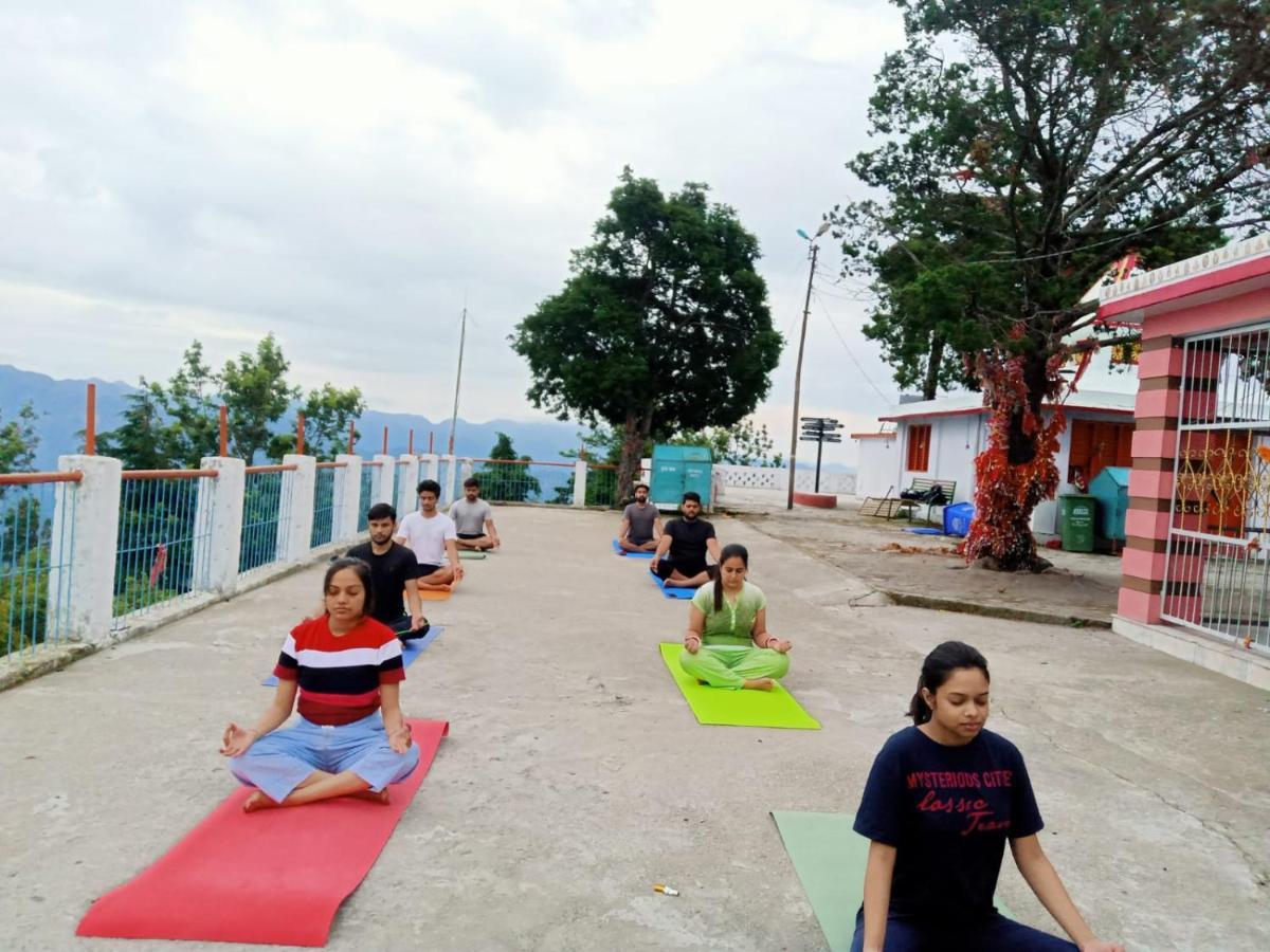 Hashtag Hostel Rishikesh