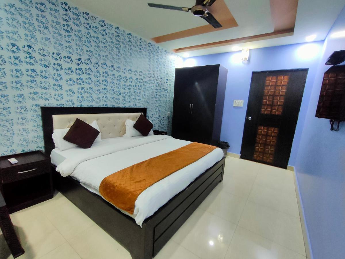 Hotel Dev Bhoomi 3*