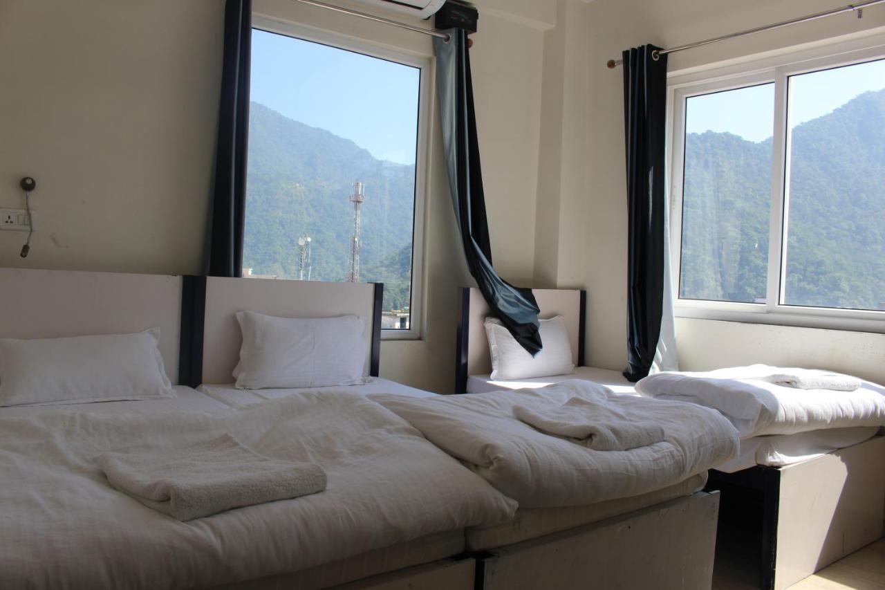 Back Stayz Hostel Rishikesh