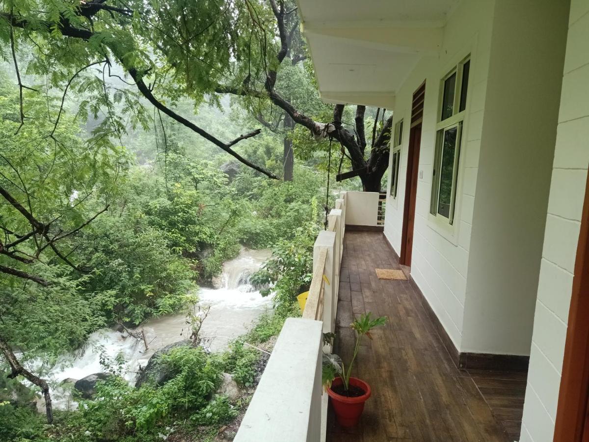 Hotel Shivanjal Wellness And Rishikesh