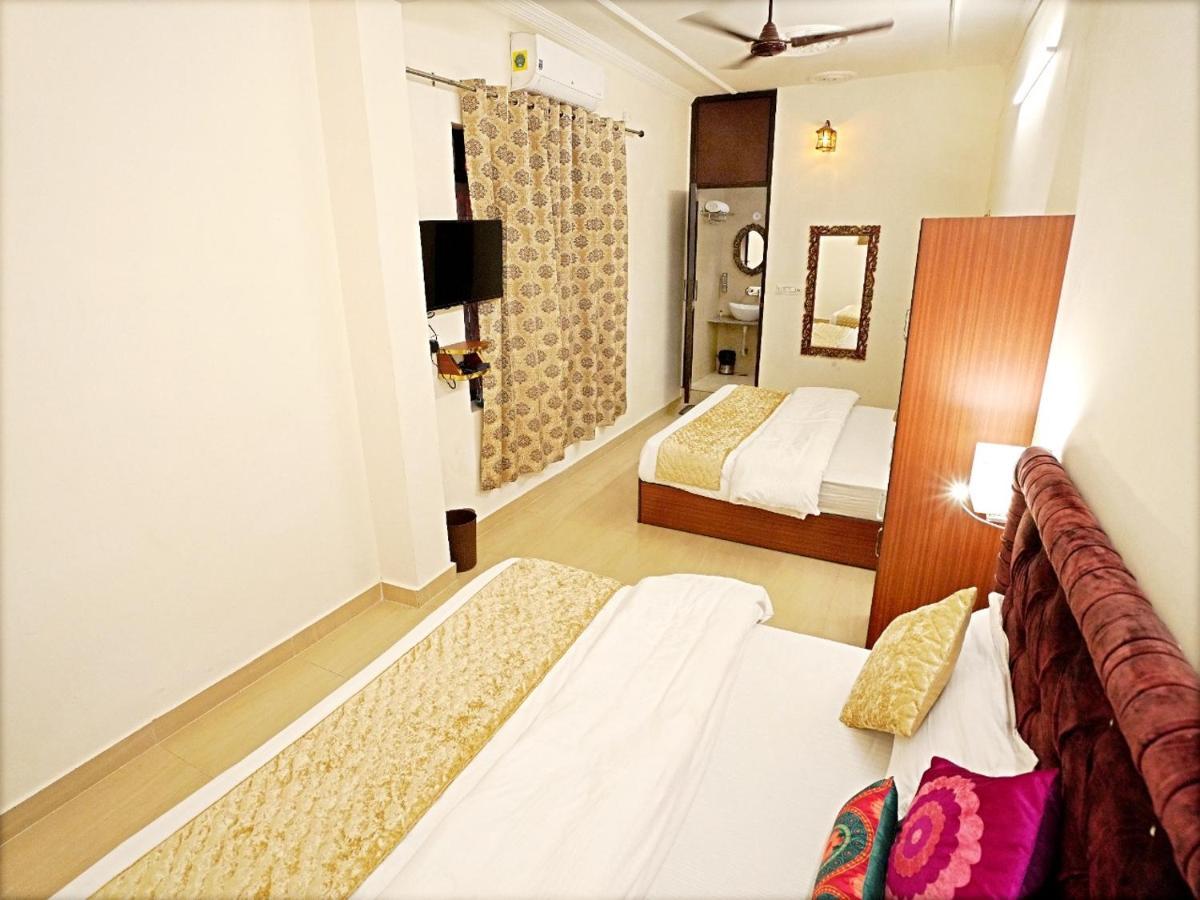 The Neeraj Palace
