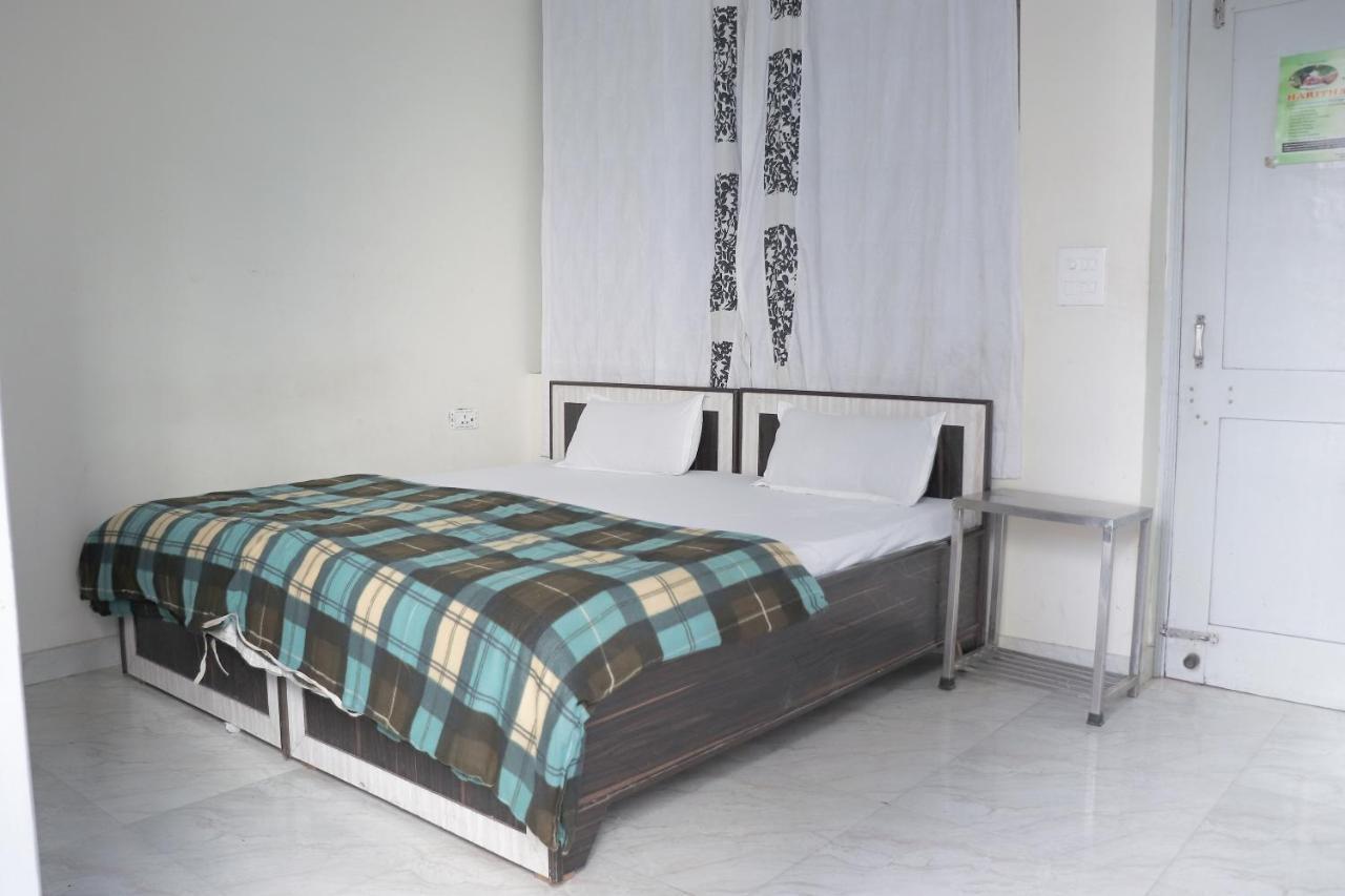 Guest house Gayatri Kunj Rishikesh