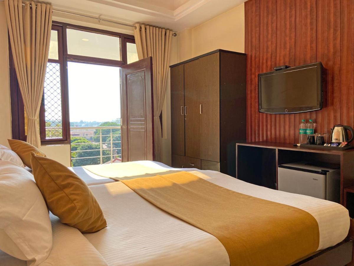 Nirvana Palace 3*