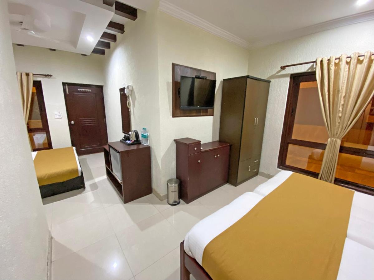 Nirvana Palace Hotel